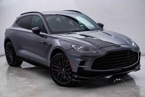2025 Aston Martin DBX 707