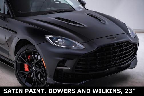 2025 Aston Martin DBX 707