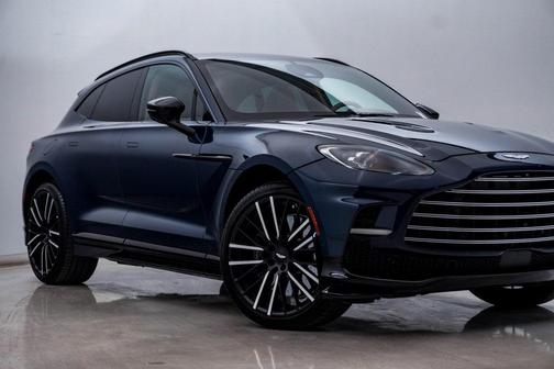 2025 Aston Martin DBX 707