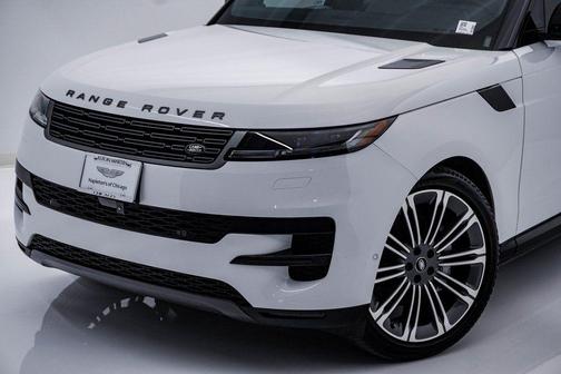 2024 Land Rover Range Rover Sport SE