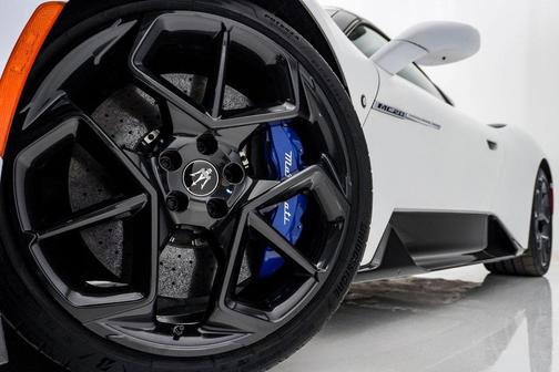 2022 Maserati MC20 Carbon