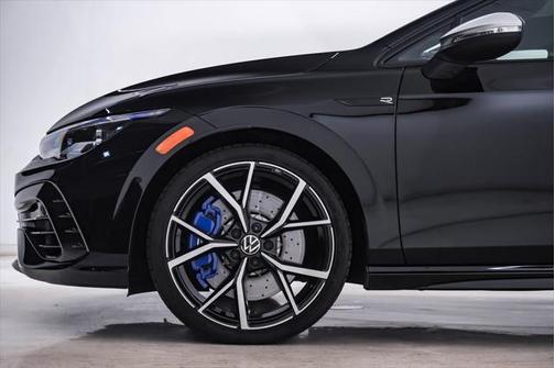 2024 Volkswagen Golf R 2.0T Manual