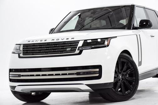 2023 Land Rover Range Rover SE