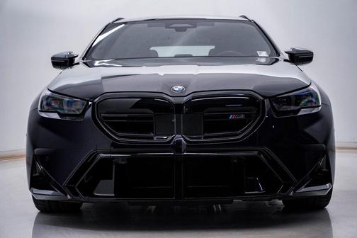 2025 BMW M5 Base