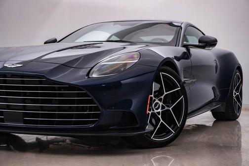 2025 Aston Martin Vanquish V12