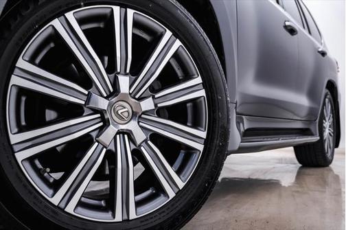 2016 Lexus LX 570 Base