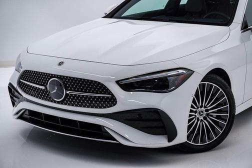 Polar White 2024 Mercedes-Benz CLE 300 4MATIC