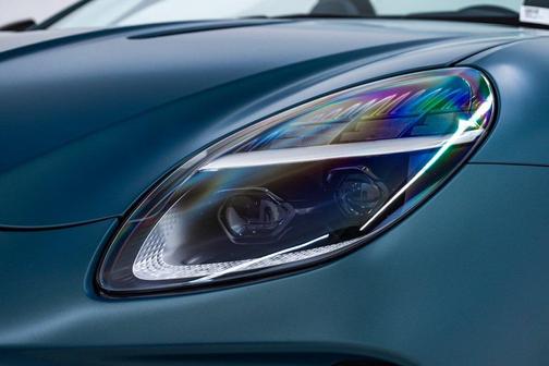 2026 Aston Martin Vantage Roadster