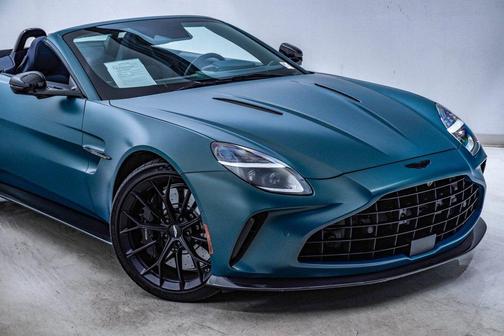 2026 Aston Martin Vantage Roadster