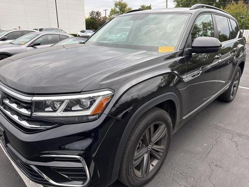 2021 Volkswagen Atlas 3.6L SE w/Technology