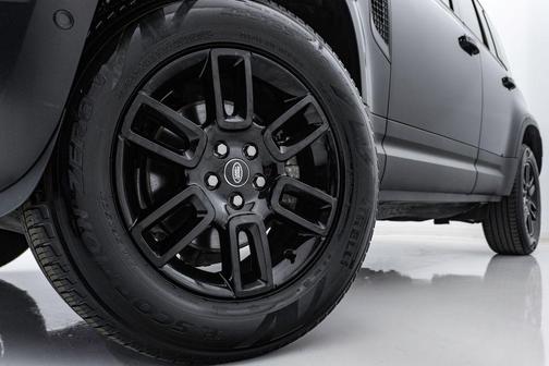 Santorini Black Metallic 2025 Land Rover Defender S