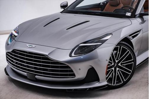 2024 Aston Martin DB12 Volante