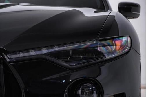 2022 Maserati Levante Modena