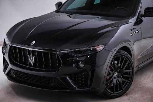 2022 Maserati Levante Modena