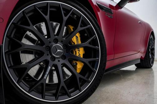 2022 Mercedes-Benz AMG SL 63 Base