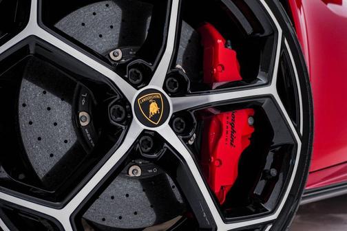 2023 Lamborghini Huracan EVO Base