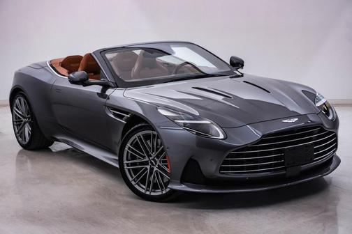 2025 Aston Martin DB12 Volante