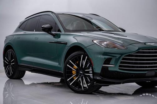 2025 Aston Martin DBX 707
