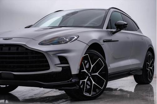 2025 Aston Martin DBX 707