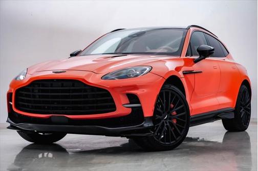 2025 Aston Martin DBX 707
