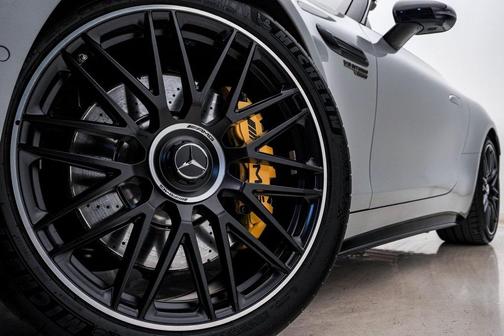 2022 Mercedes-Benz AMG SL 63 Base