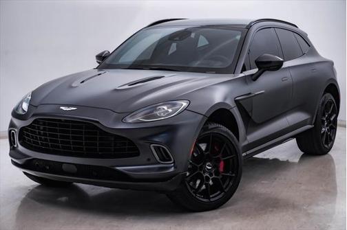 2021 Aston Martin DBX Carbon