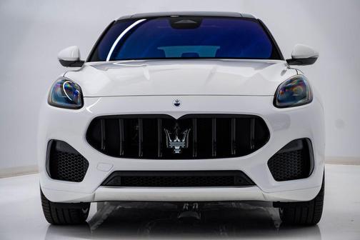 Bianco 2026 Maserati Grecale Modena