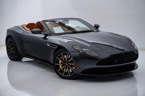 2023 Aston Martin DB11 Volante