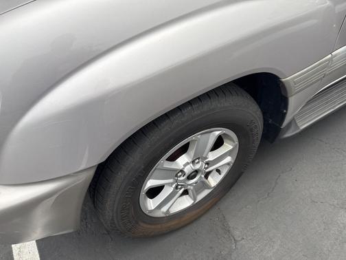 1999 Toyota Land Cruiser Base