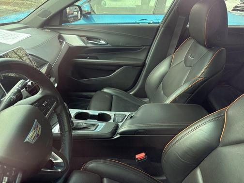 2022 Cadillac CT4 Sport