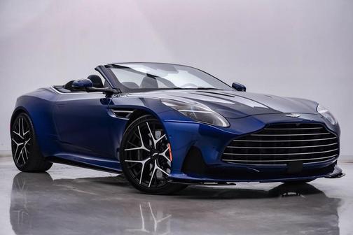 2025 Aston Martin DB12 Volante