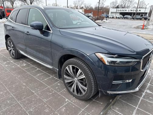 2022 Volvo XC60 B6 Inscription