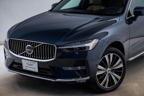 2022 Volvo XC60 B6 Inscription