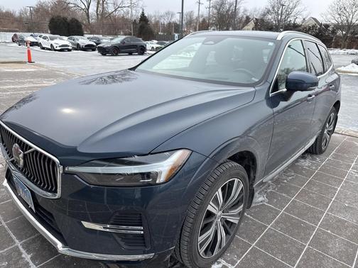 2022 Volvo XC60 B6 Inscription