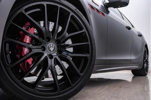 2021 Maserati Ghibli Trofeo