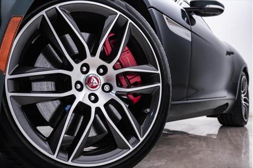 2023 Jaguar F-TYPE P450