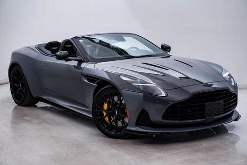 2026 Aston Martin DB12 Volante