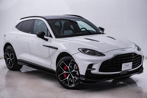 2025 Aston Martin DBX 707