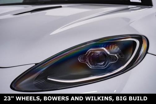 2025 Aston Martin DBX 707
