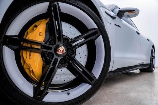 2021 Porsche Taycan Turbo S