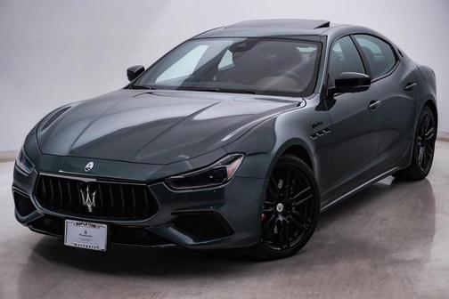2022 Maserati Ghibli Modena Q4