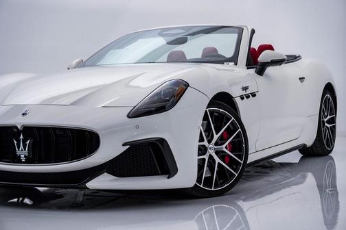 2024 Maserati GranCabrio Trofeo