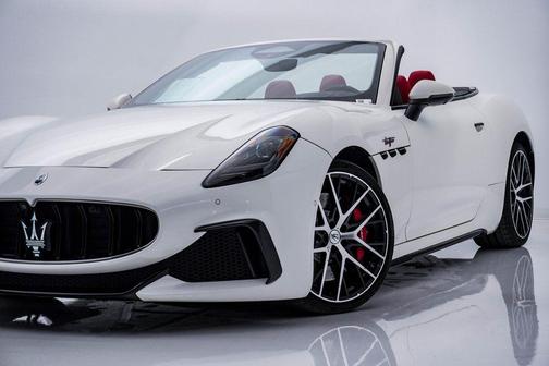 2024 Maserati GranCabrio Trofeo