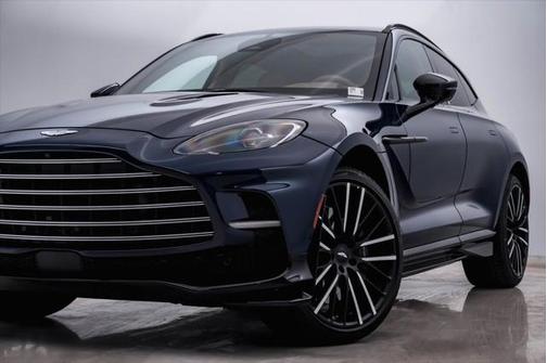 2025 Aston Martin DBX 707