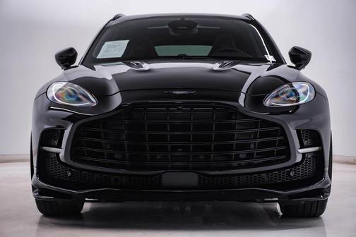 2025 Aston Martin DBX 707