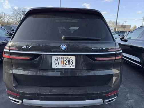 2025 BMW X7 xDrive40i