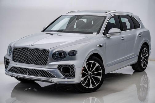 Moonbeam 2022 Bentley Bentayga V8