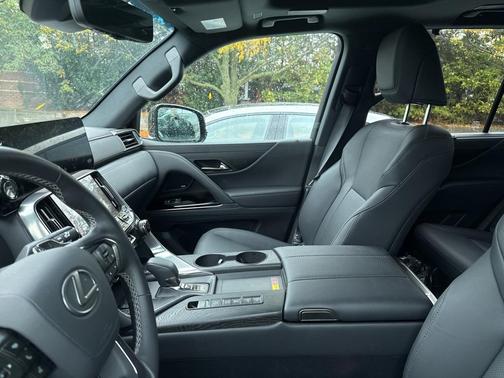 2025 Lexus LX 700h 700H Overtrail 4wd