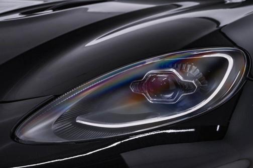 2025 Aston Martin DBX 707