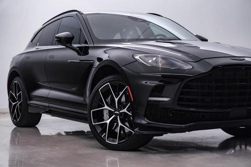 2025 Aston Martin DBX 707
